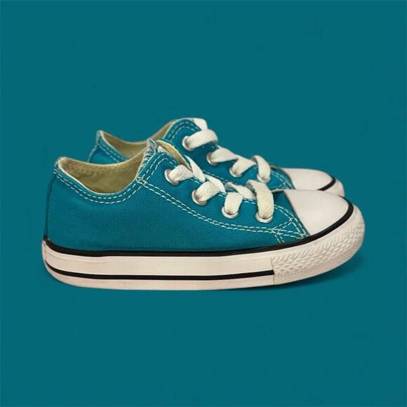Toddler Converse All Star Sneakers - Size 7 - Turquoise Blue - Picture 3 of 5